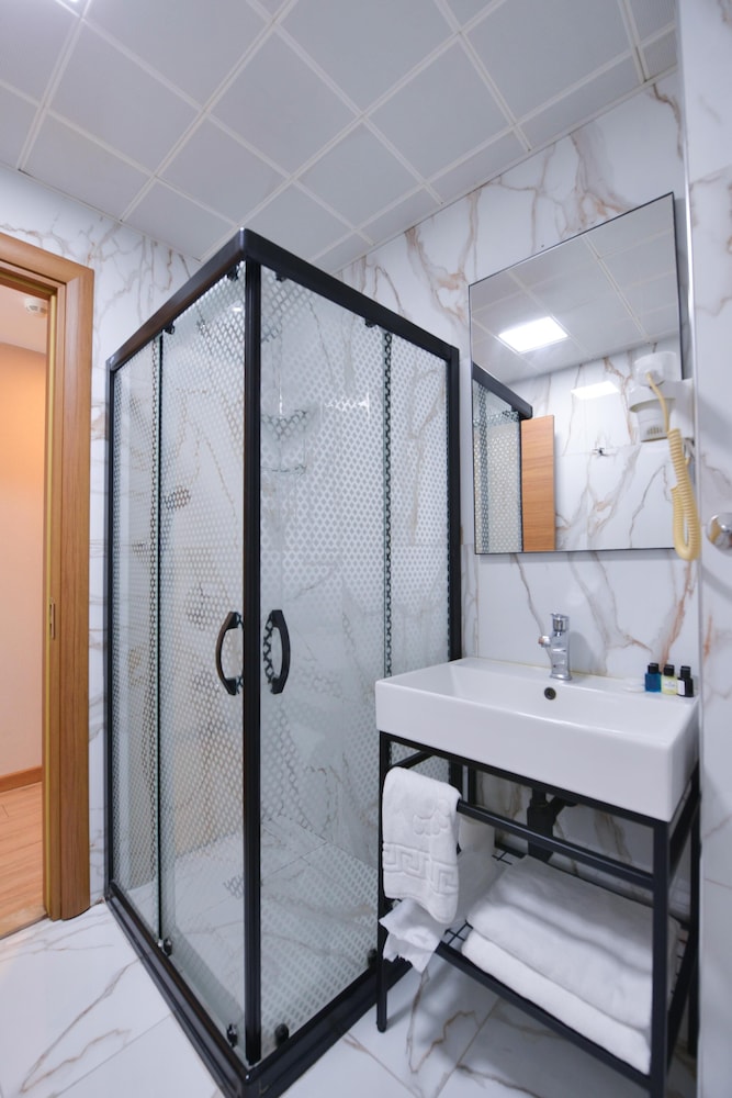 Business Triple Room - Photo 6