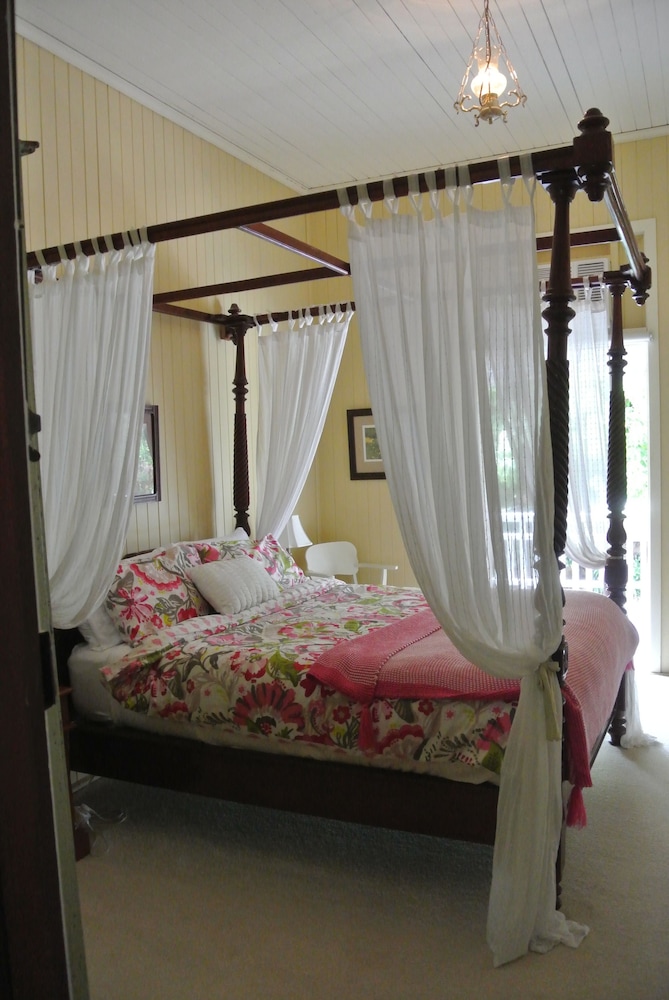 Standard Suite, 1 Bedroom, Balcony (1 Night + Dinner) photo 2