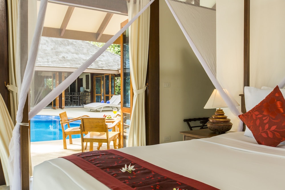 Luxury Villa, 2 Bedrooms, Private Pool, Beachfront photo 2