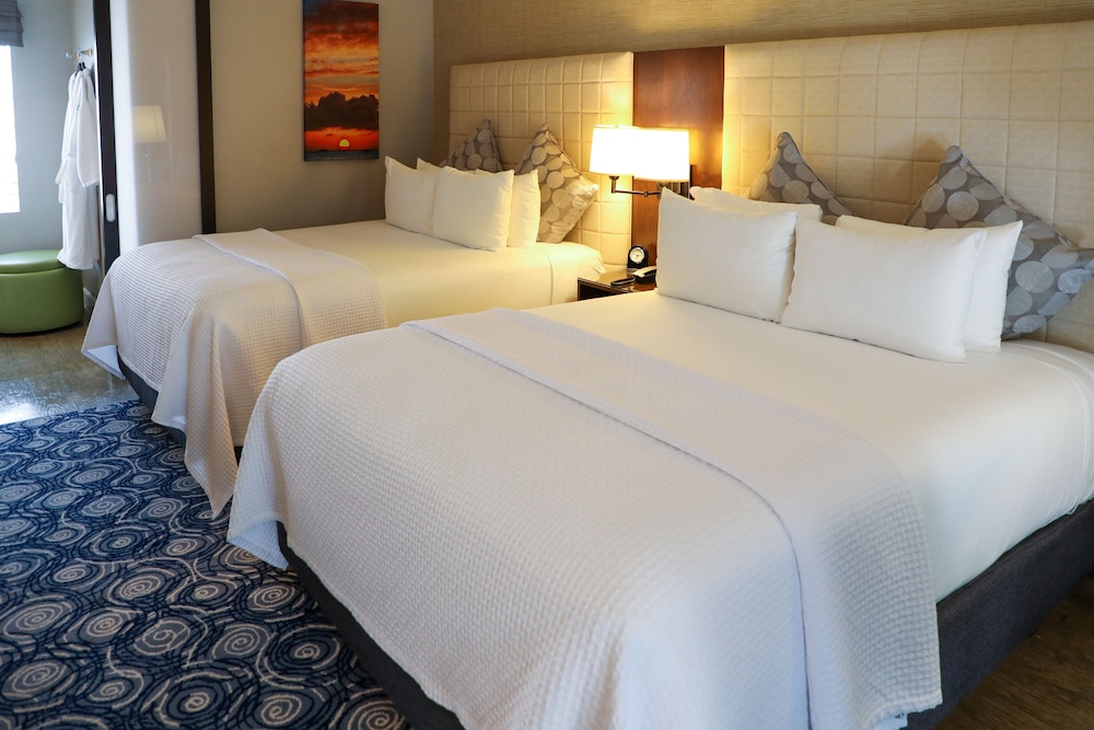 Suite, Multiple Beds - Photo 2