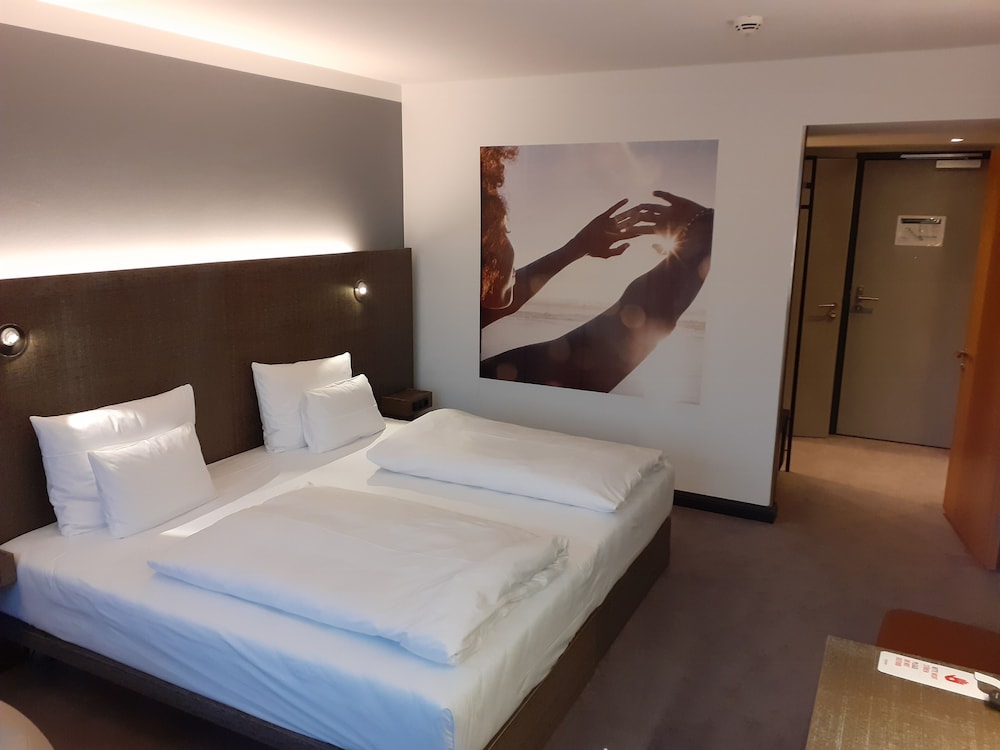 Superior Suite - Photo 6