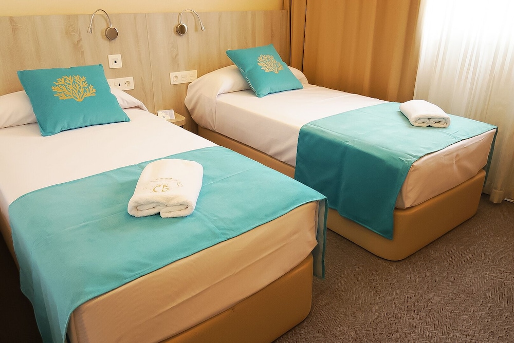 Twin Room, Garden View