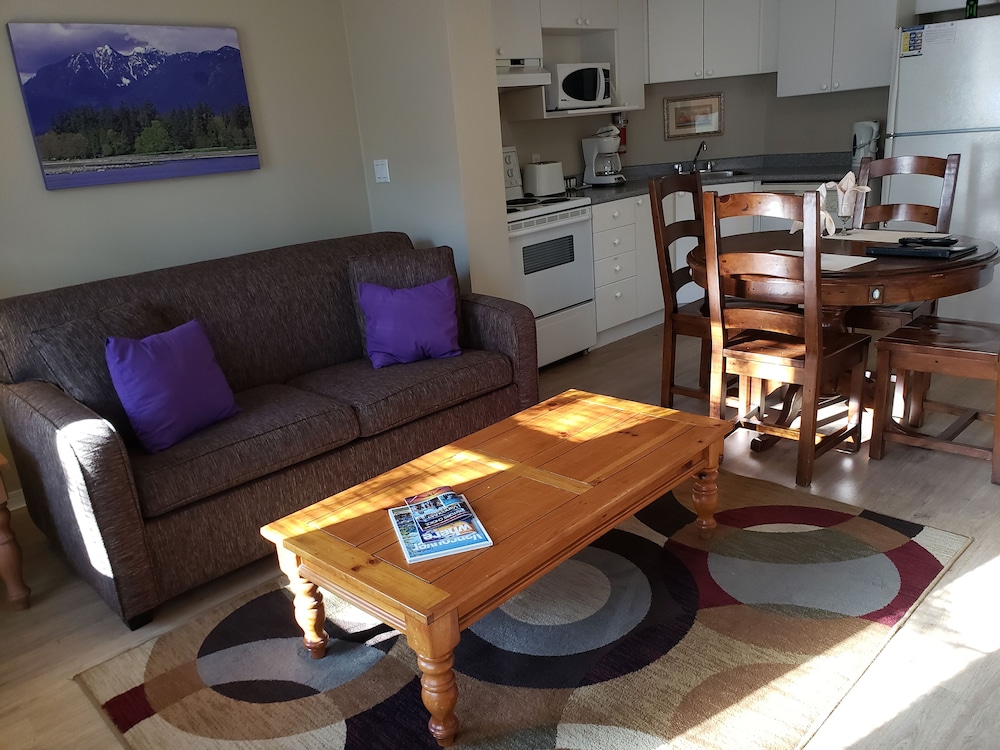 One Bedroom photo 1
