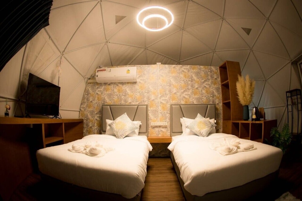 Signature Room - Photo 5