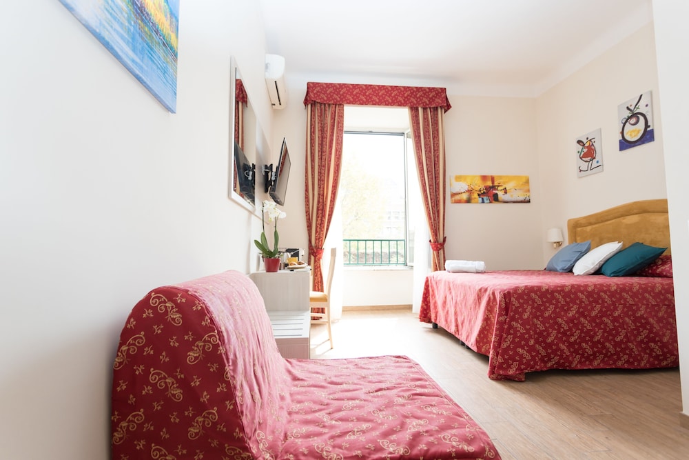Family Triple Room