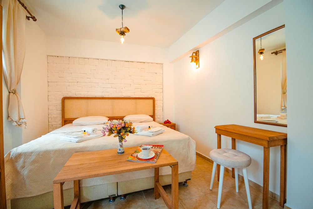 Standard Room photo 3