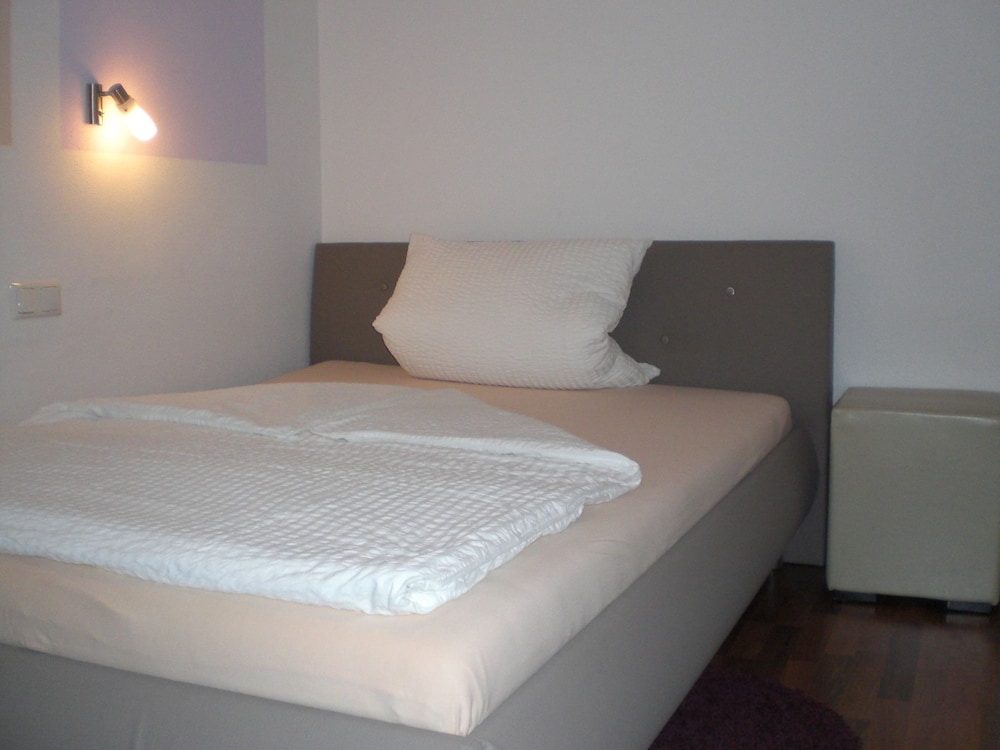 Comfort Single Room, Annex Building