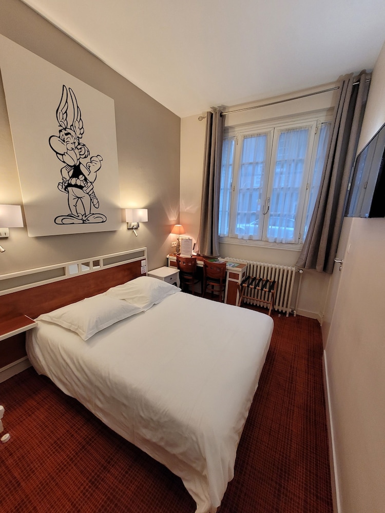 Economy Room