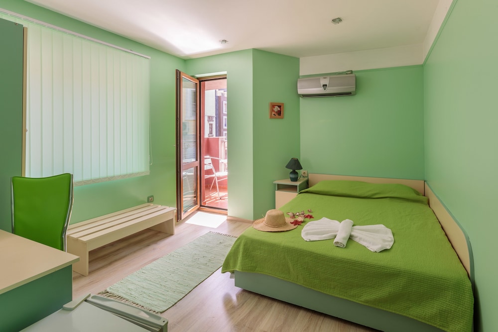 Double Room photo 3