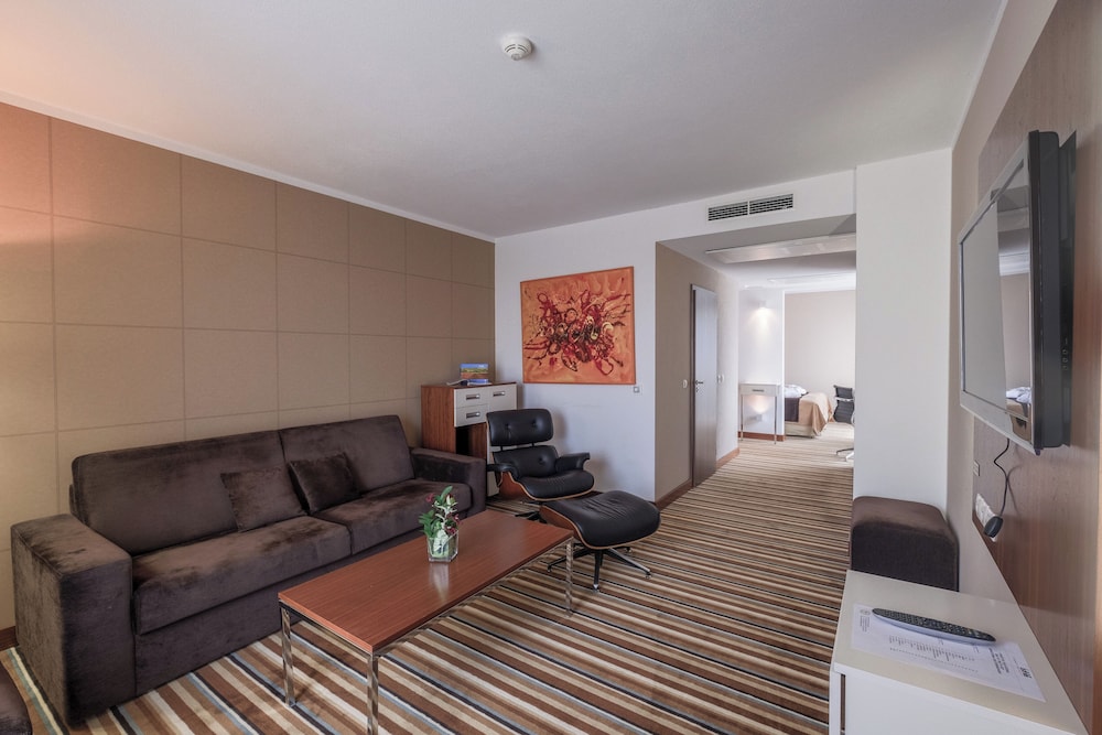 Junior Apartment photo 2