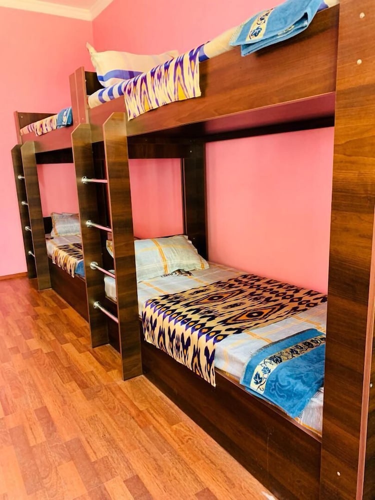 Shared Dormitory, Mixed Dorm (6 beds) photo 2