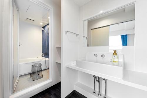 Deluxe Twin Room photo 3