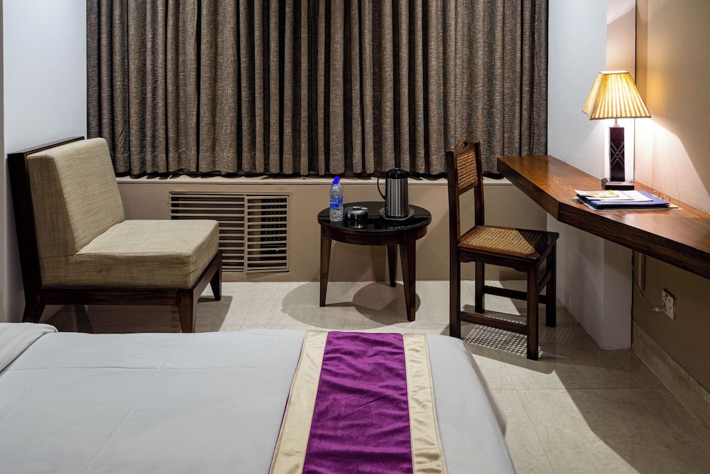 Standard Double or Twin Room, City View