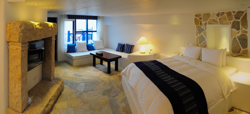 Double Room (J) photo 1