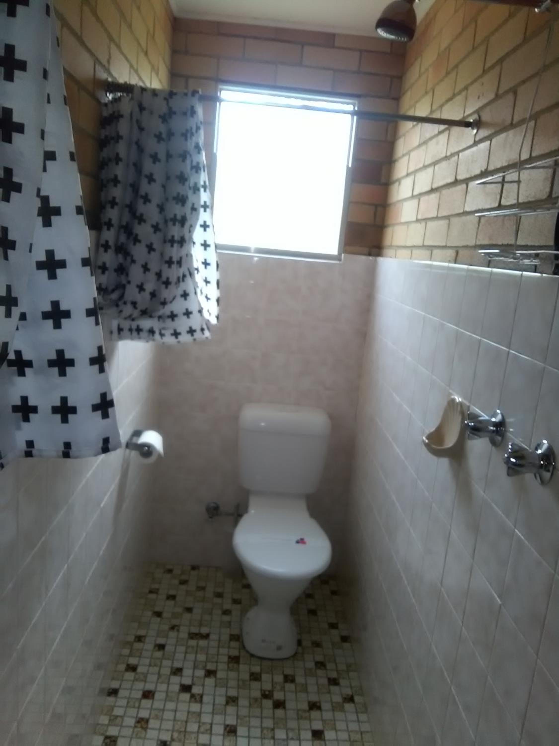 Budget Single Room photo 3