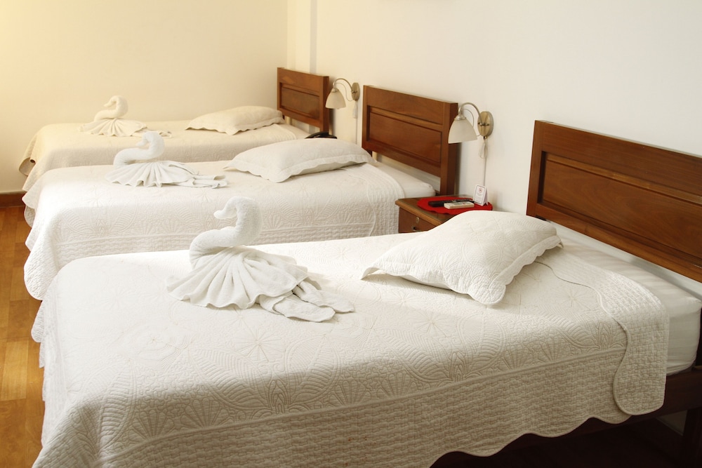 Economy Triple Room, 1 Bedroom, Private Bathroom