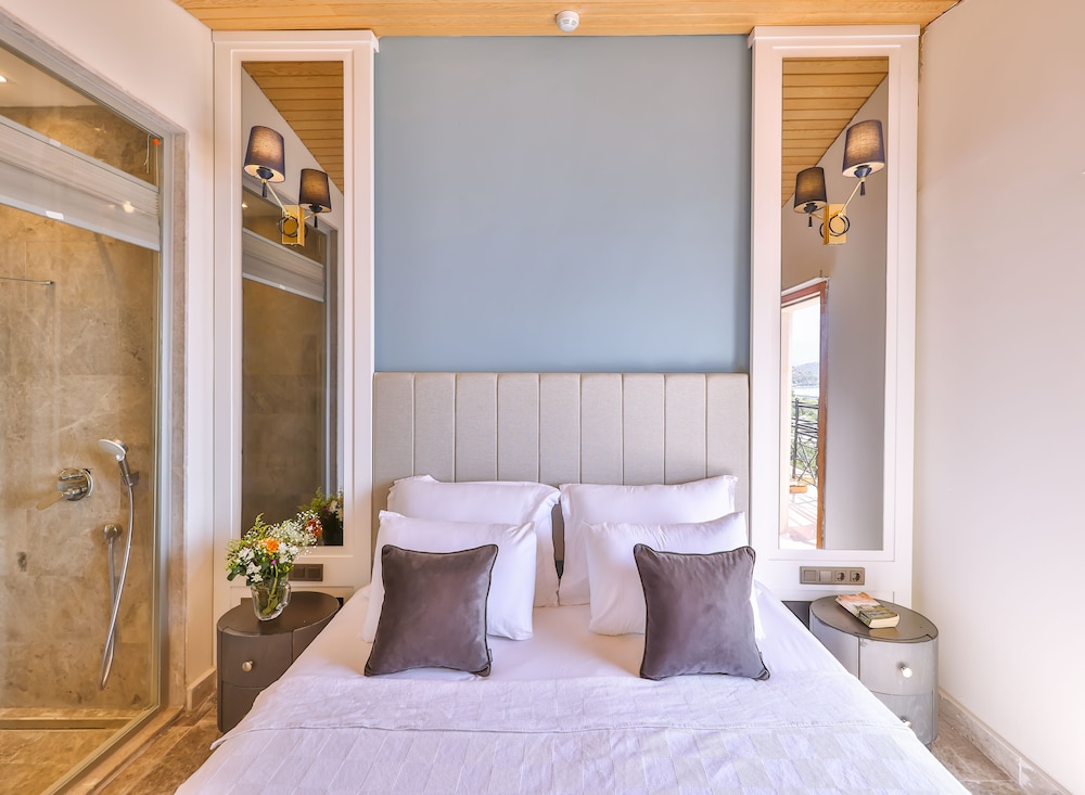 Deluxe Room, Sea View photo 1