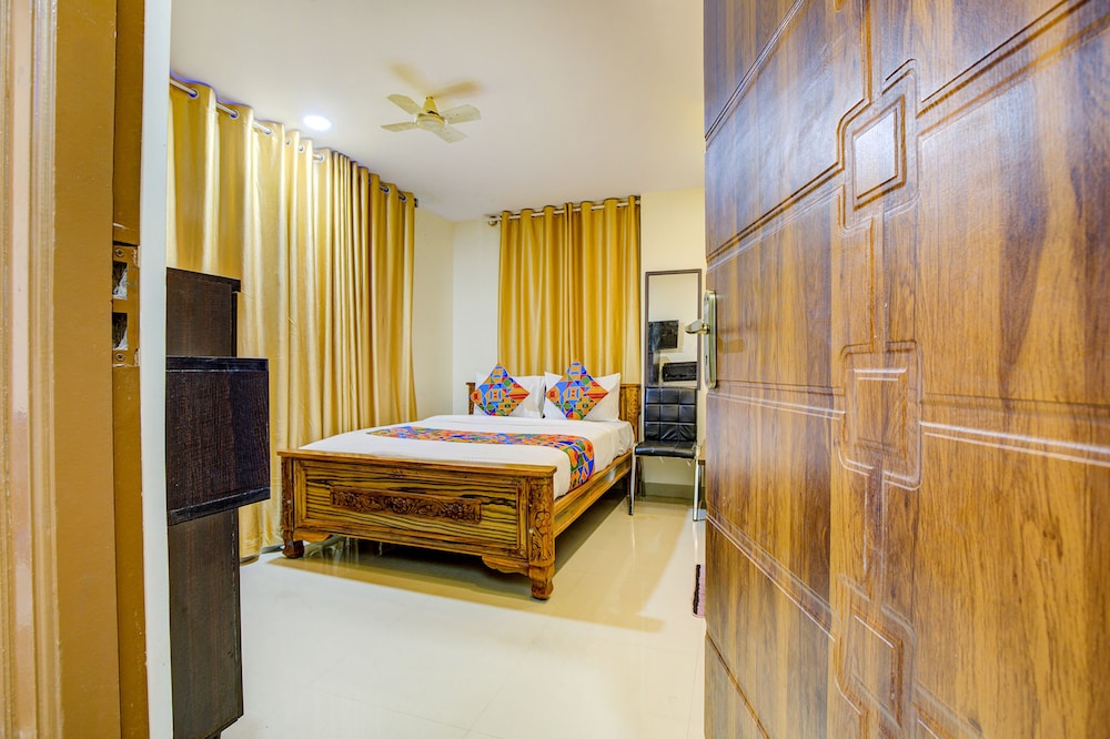Deluxe Room - Photo 1