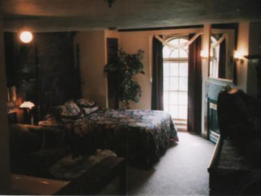 Superior Suite, Ensuite photo 2