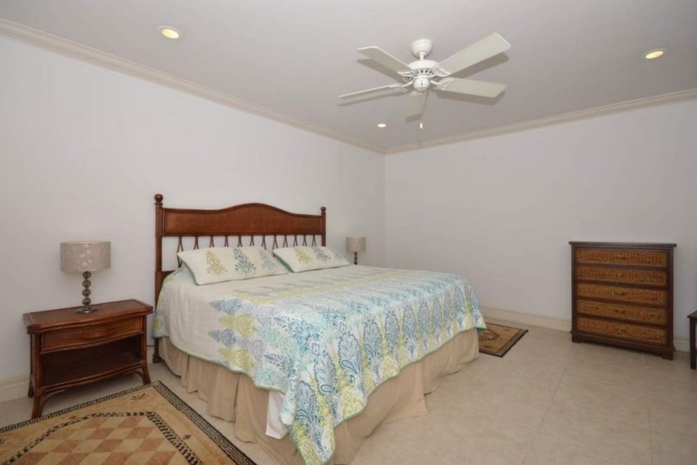 Duplex, 2 Bedrooms photo 2