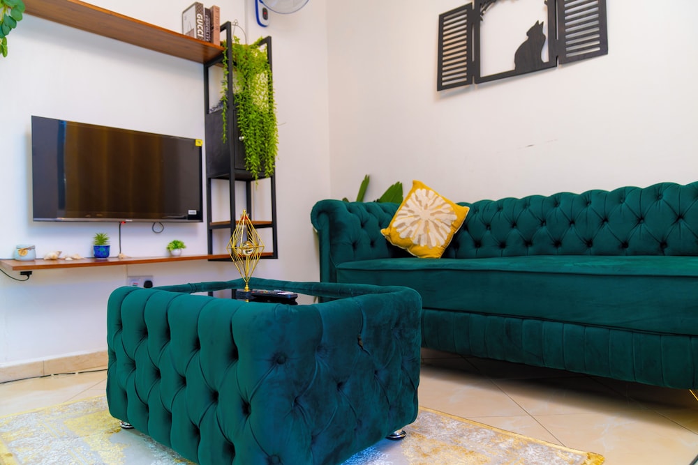 Superior Apartment, Hill View photo 3