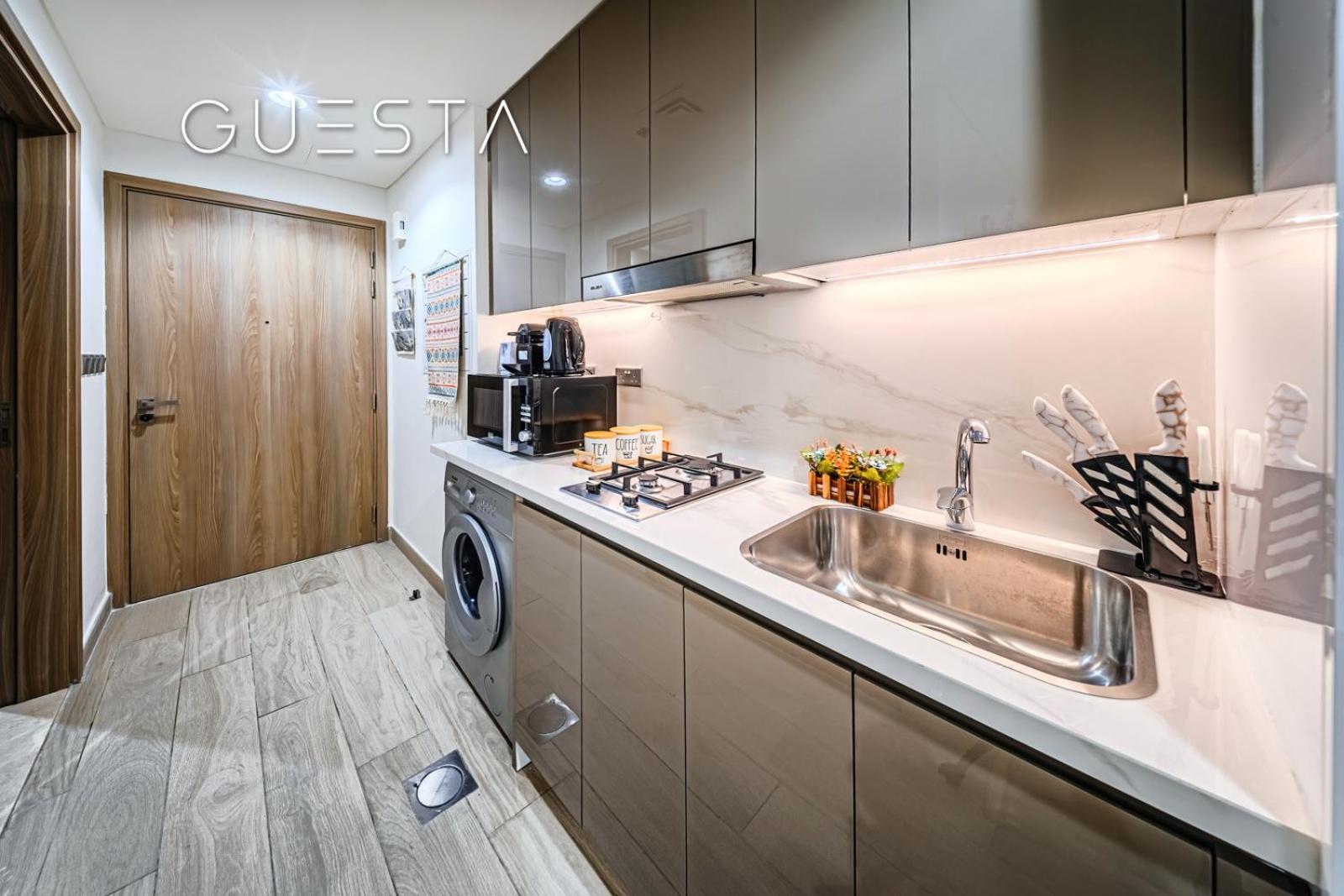 Studio Apartment with Balcony