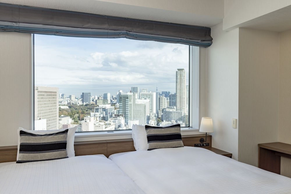 Premier Twin Room, Non Smoking photo 3
