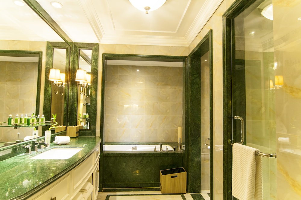 Superior Suite photo 3
