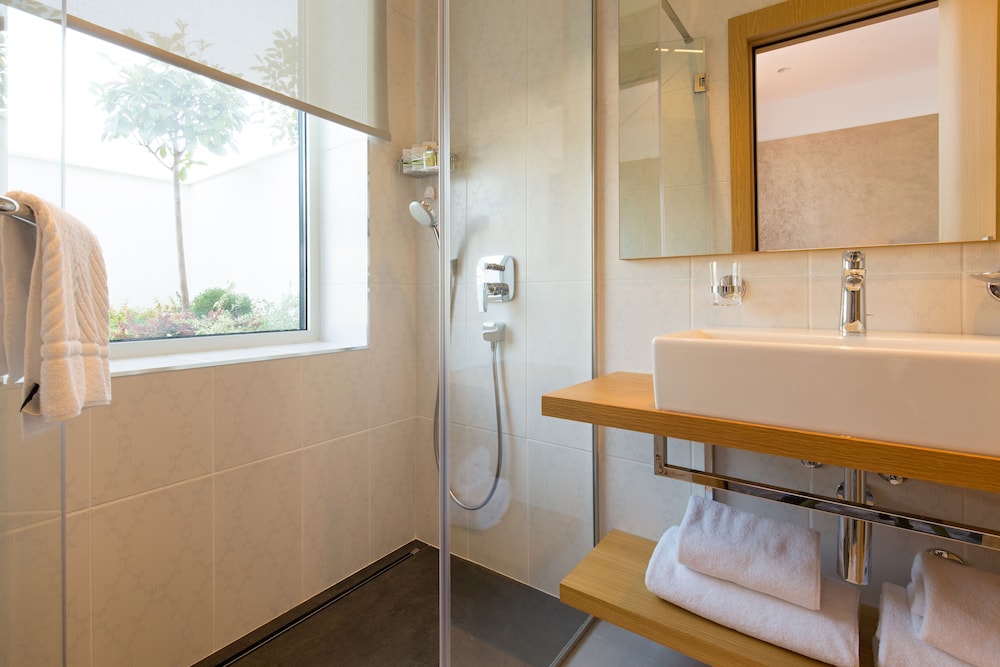 Superior Suite - Photo 2