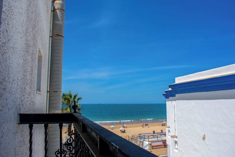 Superior Double Room, Partial Ocean View
