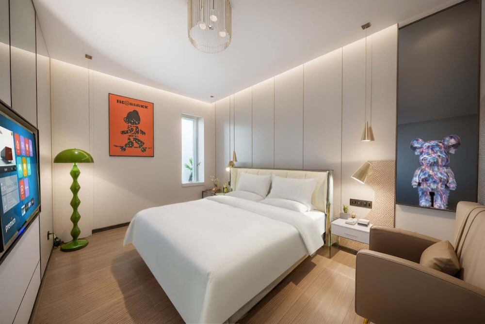 Comfort Double Room, City View