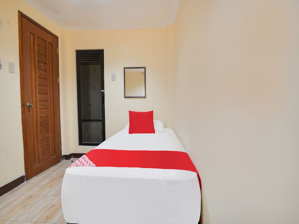 Standard Twin Room - Photo 3