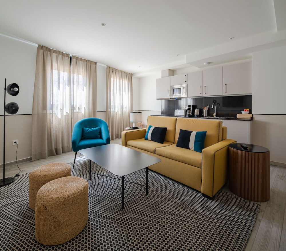 Business Apartment, 1 Bedroom, Courtyard View