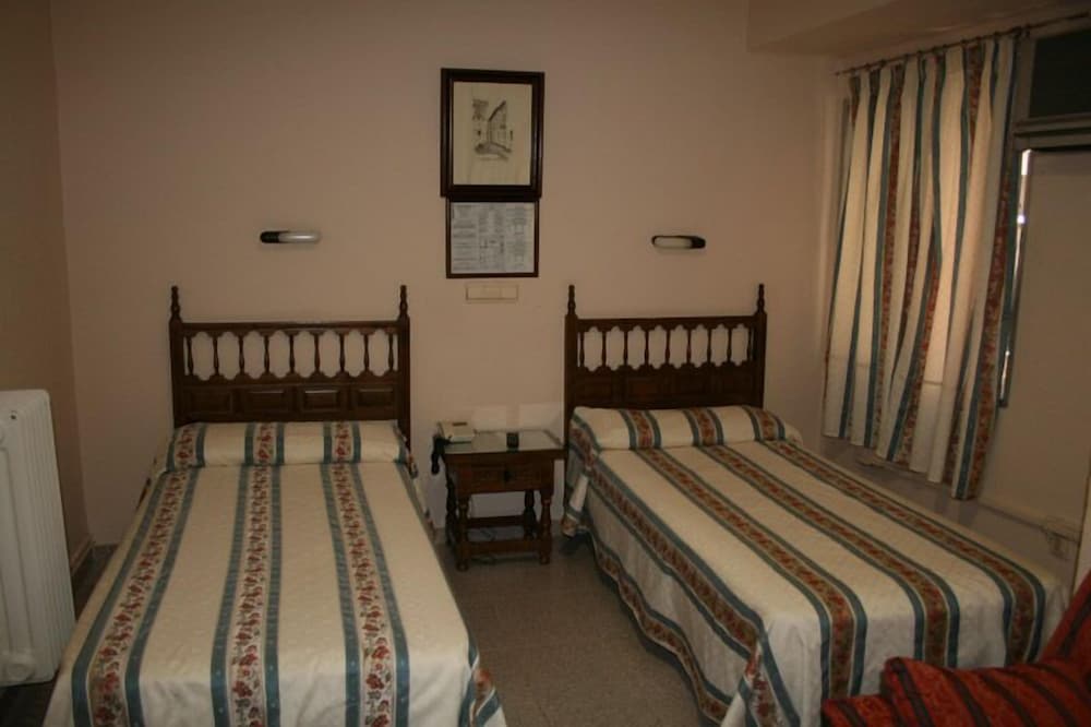 Double Room, 2 Twin Beds photo 3