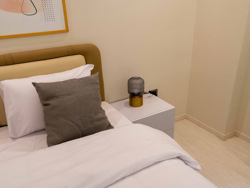 Premium Apartment, Multiple Beds photo 2