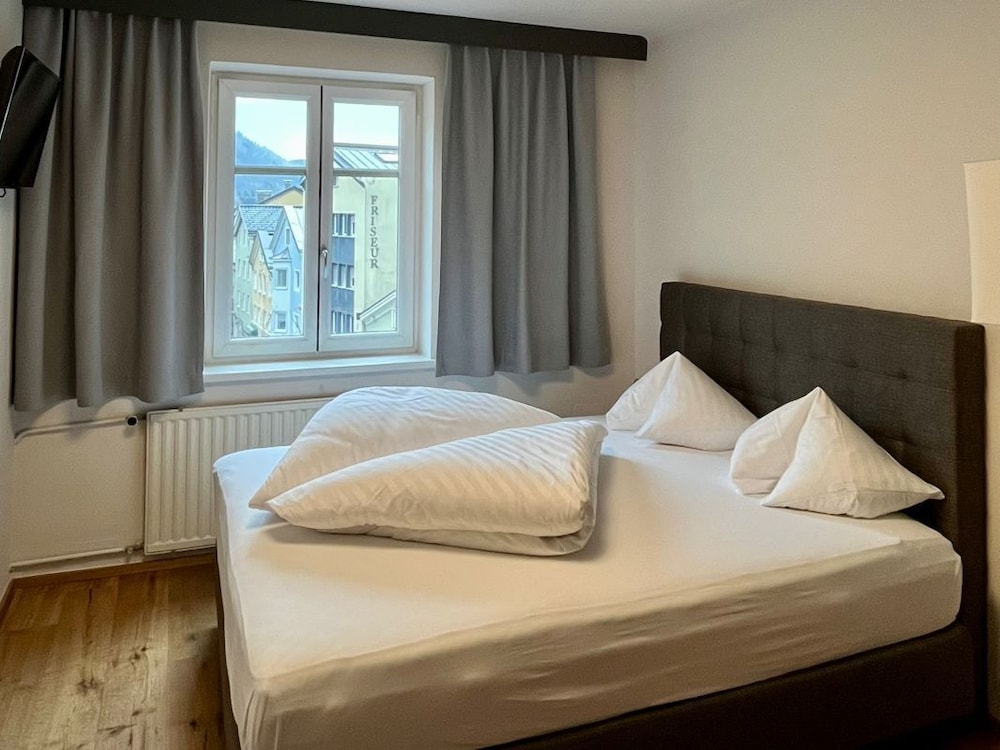 Premium Double Room Single Use photo 3