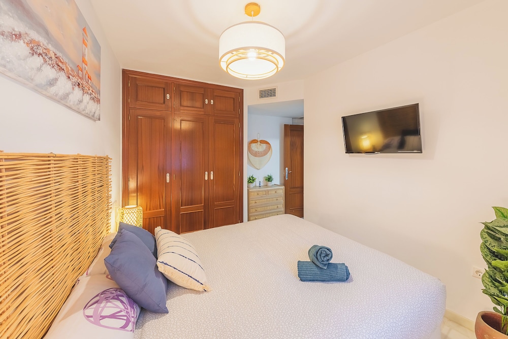 City Apartment, 2 Bedrooms, River View