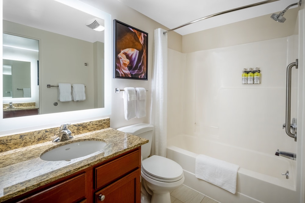 Studio Suite, 1 Queen Bed, Accessible, Non Smoking (Communications) - Photo 5