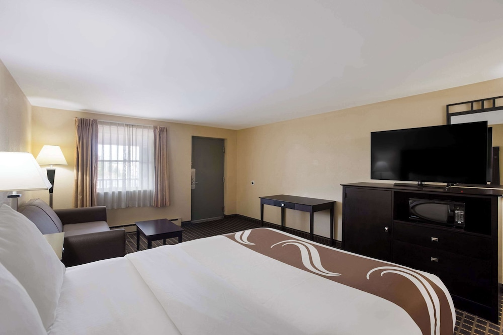Room, 1 Queen Bed, Non-Smoking, Not Pet Friendly, No Elevator - Photo 3