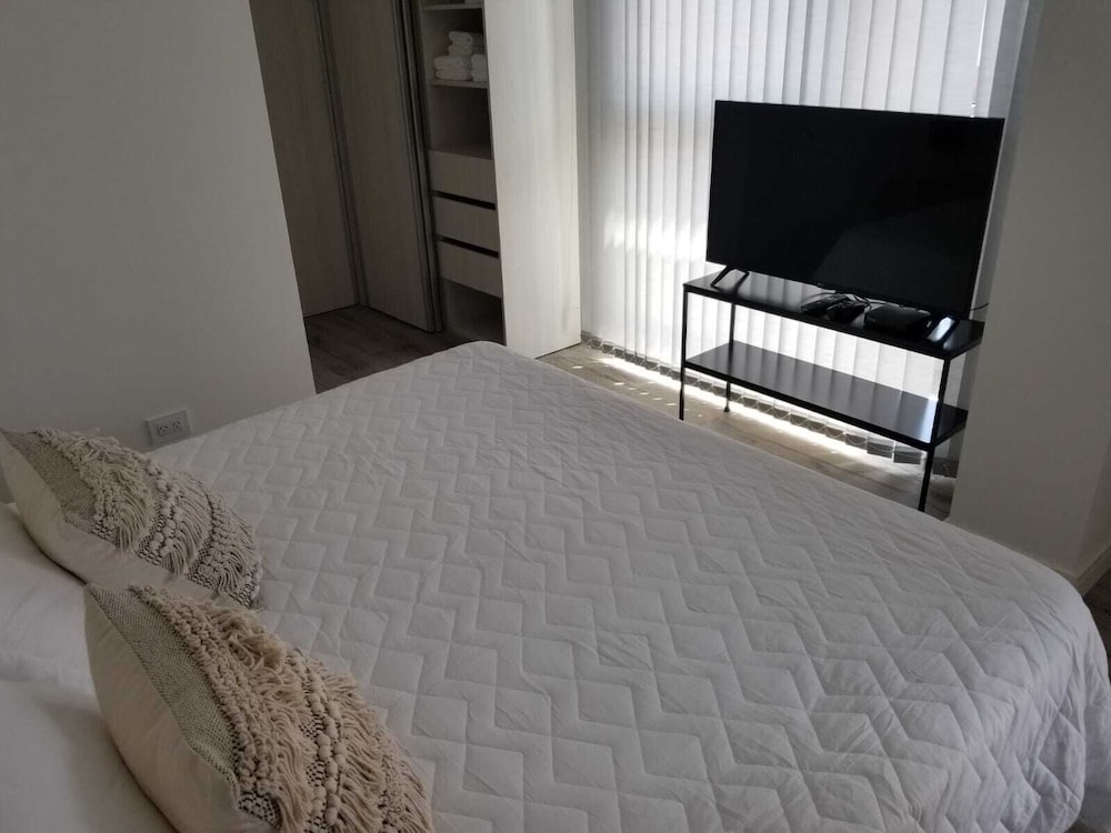 Executive Apartment, 1 Bedroom, Hot Tub, City View