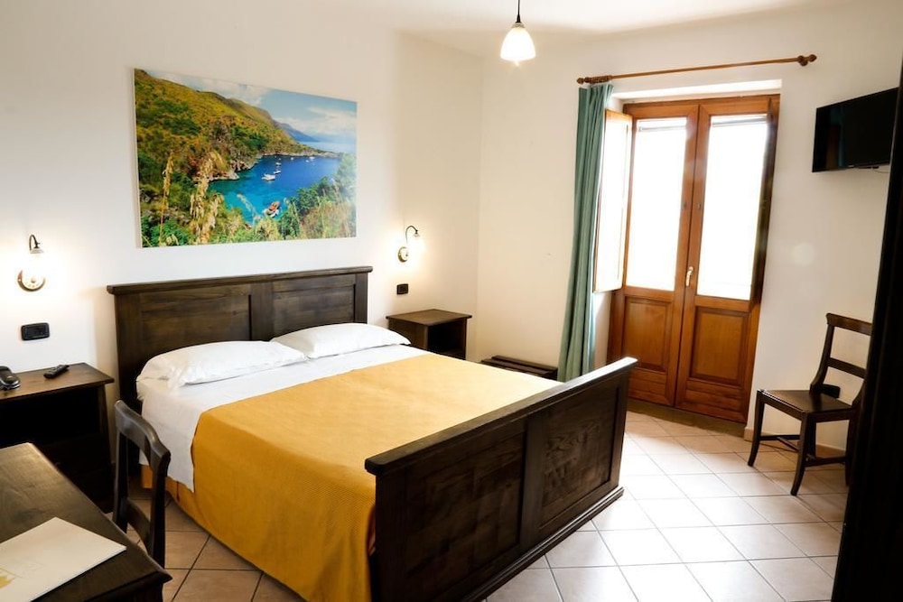 Double Room, Accessible