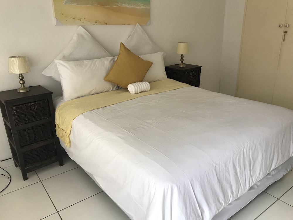 Deluxe Double Room, Garden View photo 3