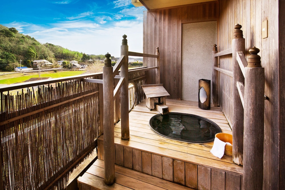 Japanese Style Room for 6 People with Private Open-air Bath, Non Smoking photo 2