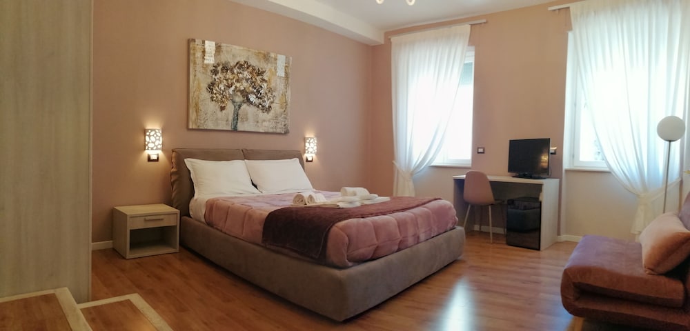 Deluxe Triple Room photo 1