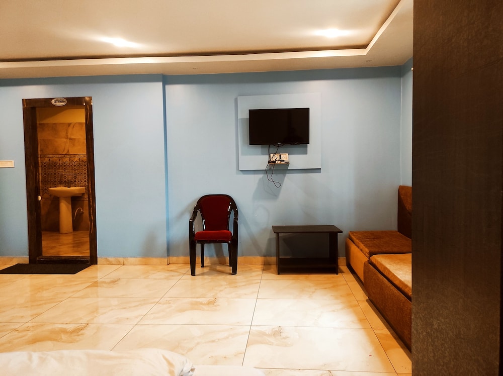 Suite - Photo 7
