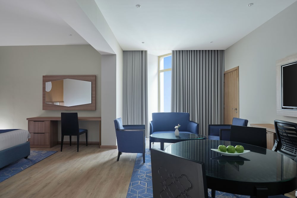 Premium Suite - Photo 2