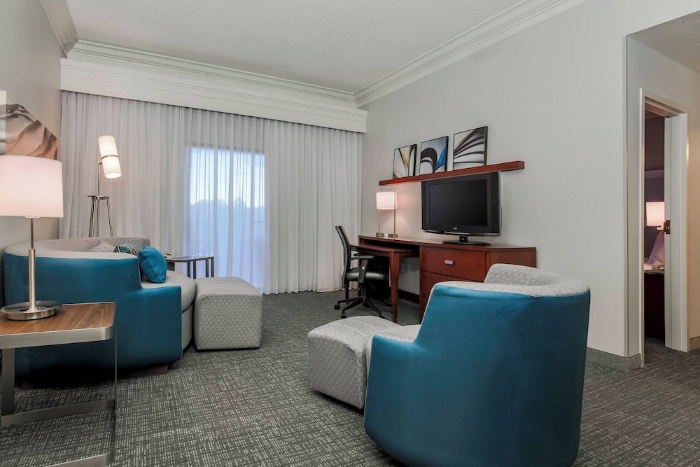 Suite, 1 Bedroom photo 1