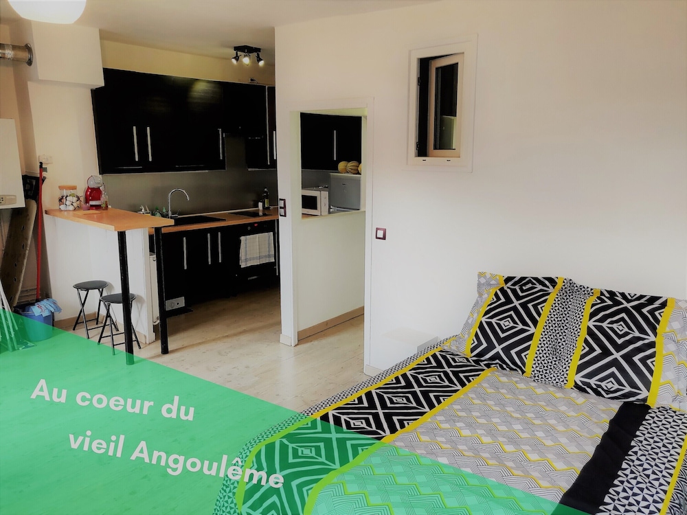 Studio, Ensuite, City View