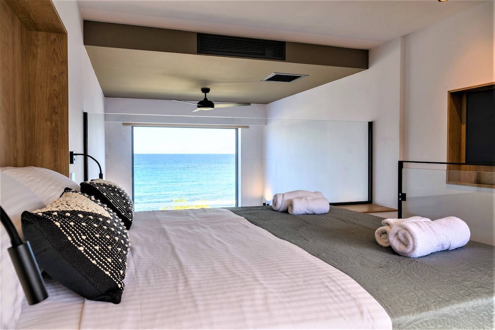 Studio Suite, Sea View (6, Duplex Loft with Balcony) photo 3