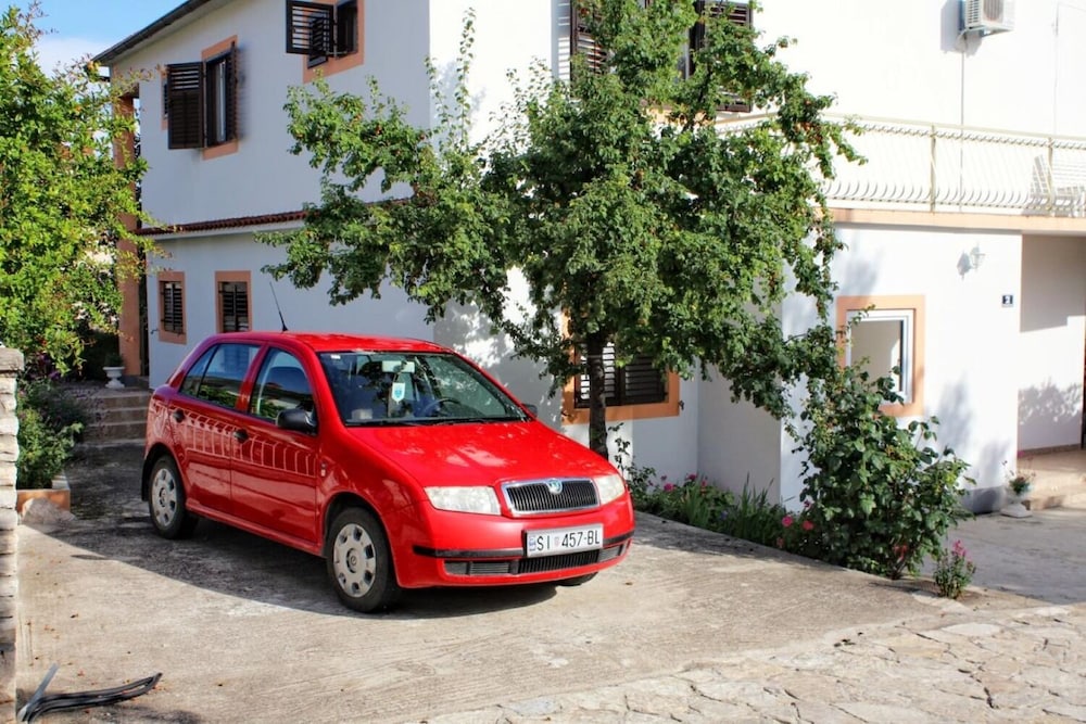 Apartment (Slavica - free parking - A2 Veliki (4) photo 1